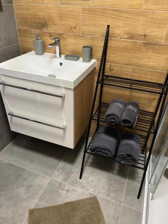 Hobiti Apartman - Bilbo Cerna v Posumavi Ngoại thất bức ảnh